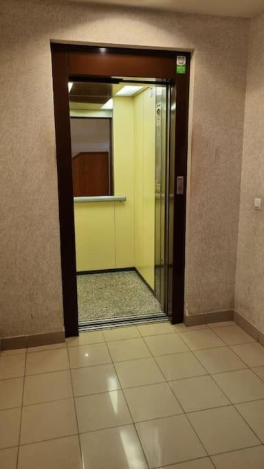 Piso En El Centro Con Vistas Al Mar Y Balcon Apartamento Roses Exterior foto